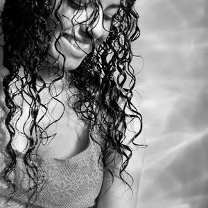 Meet your Posher, Bruna